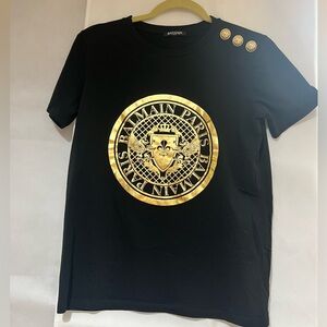 BALMAIN black t shirt with gold logi and 3 buttons